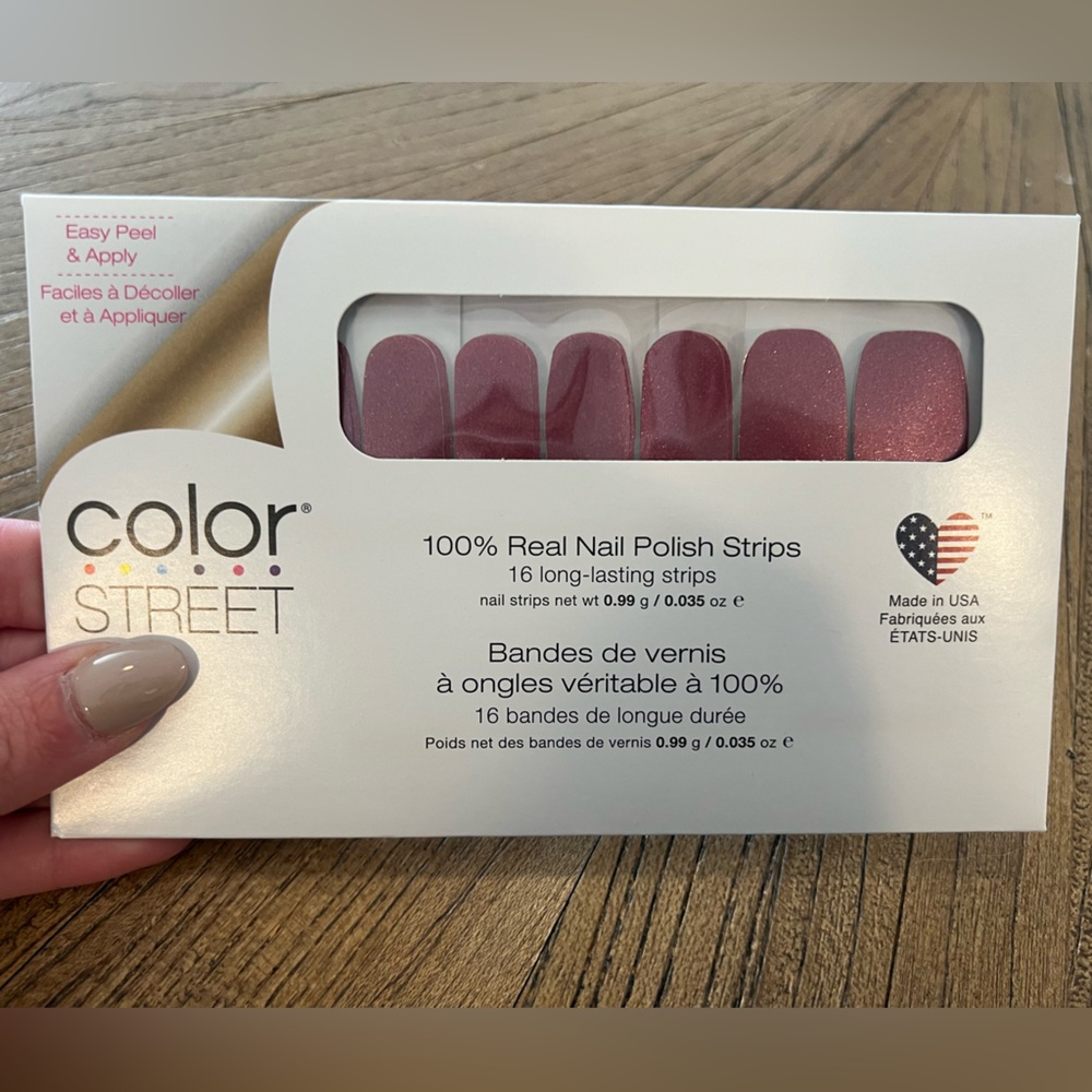 Color Street Nail Strips in Shade “How You Dune?” - Unopened